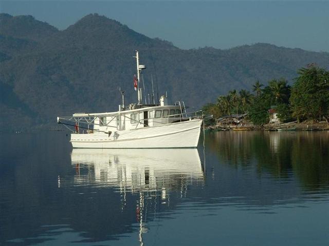 Boat Kalabahi